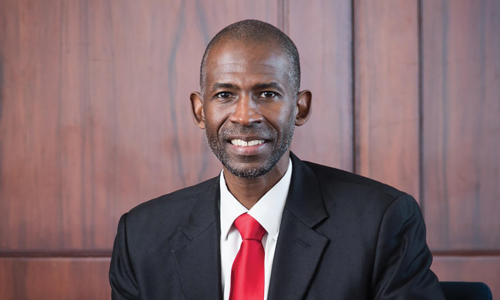 UC Irvine appoints new dean of business school