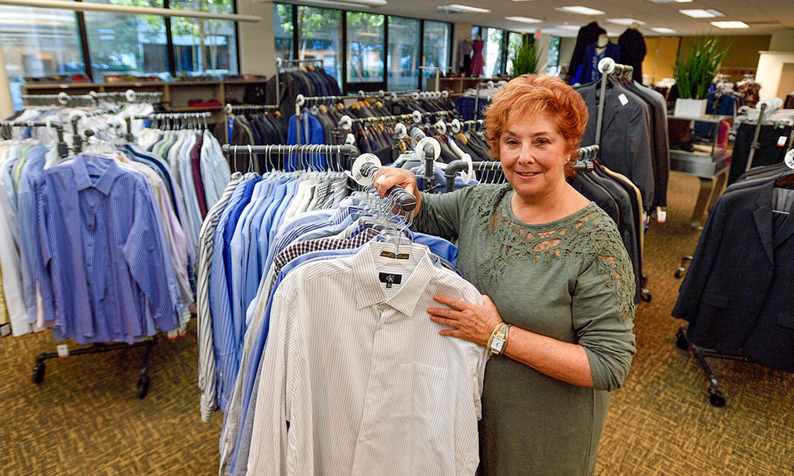 Providing job seekers with work clothes to rebuild their careers