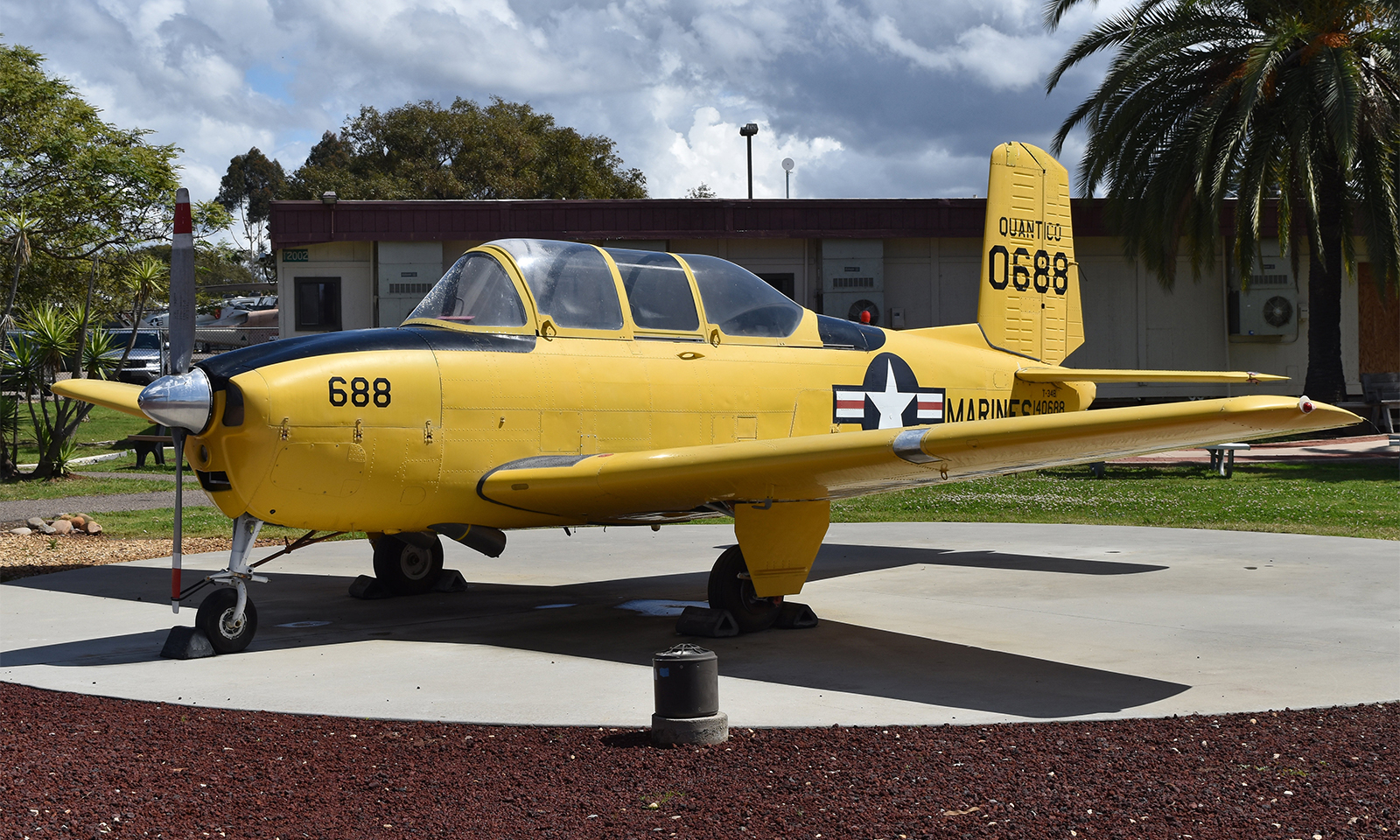 Aviation museum landing in Irvine