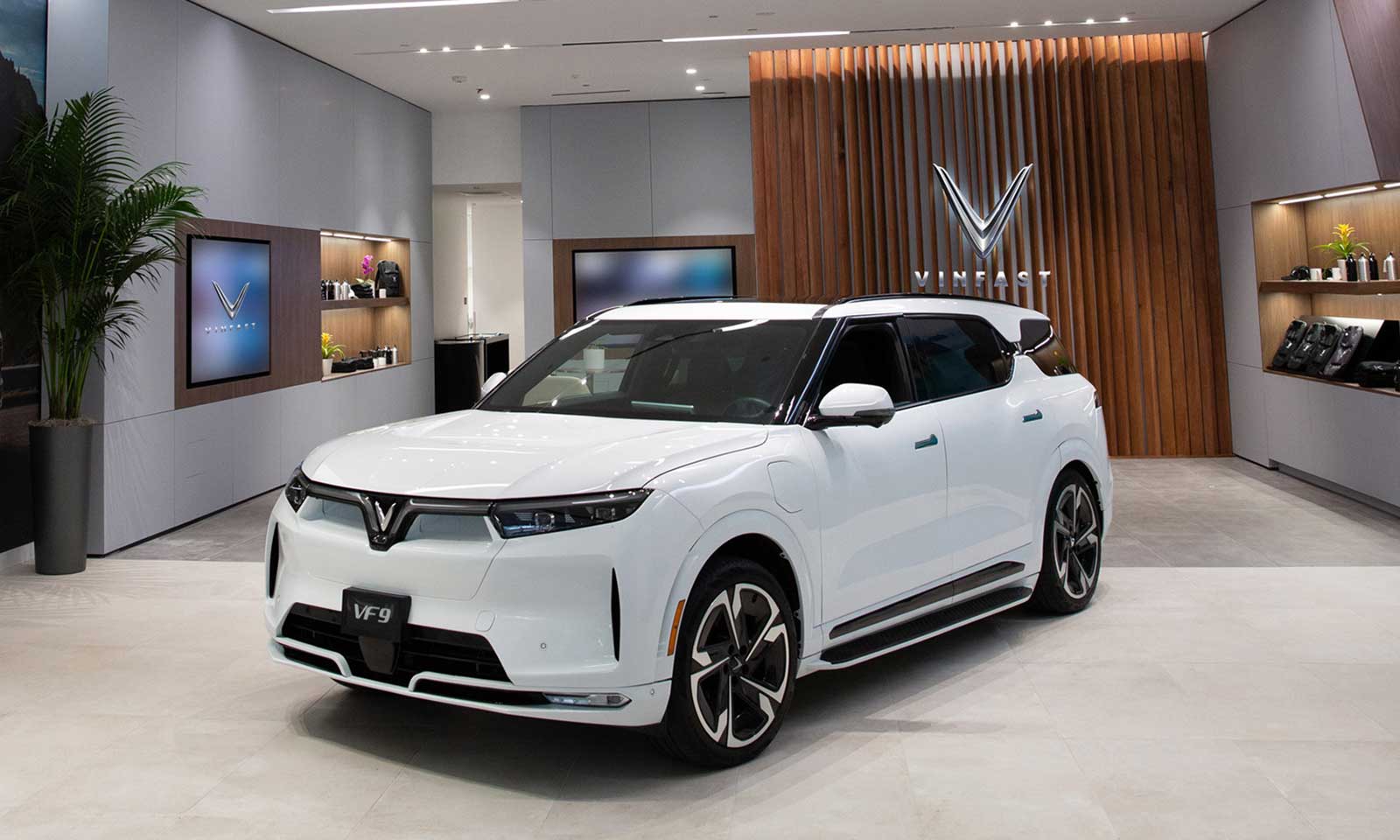 EV MAKER VINFAST TO OPEN STORE AT IRVINE SPECTRUM