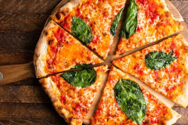 Newfound Pizza: Viaggio at Irvine Spectrum Center