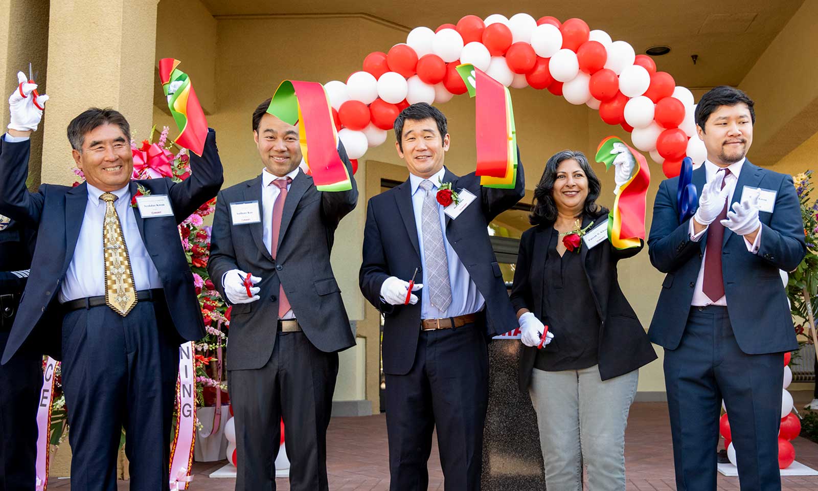 H MART OPENS IN WESTPARK PLAZA