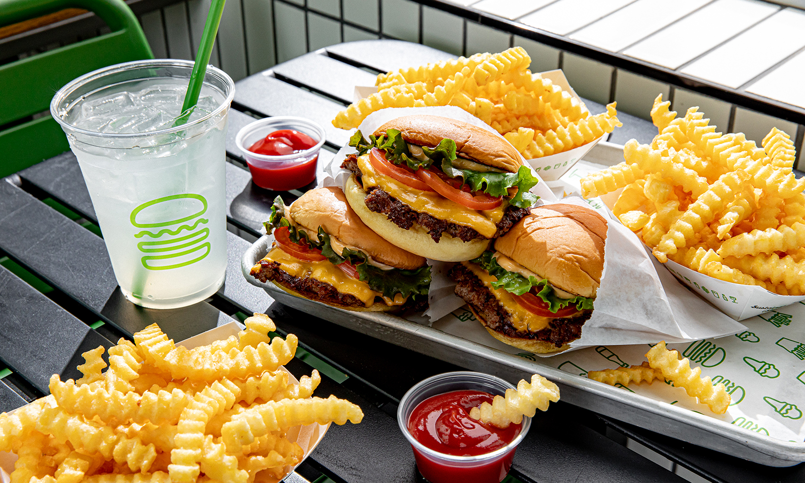 Shake Shack shakes up the burger scene