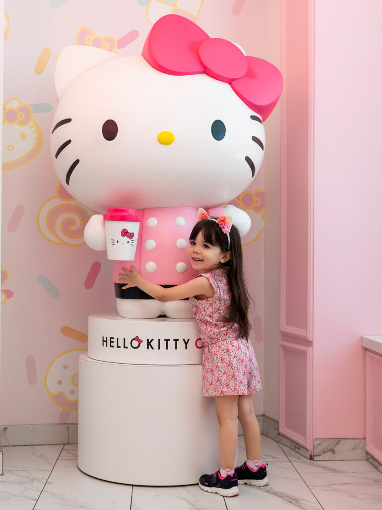 Hello Kitty Cafe opens in Irvine California