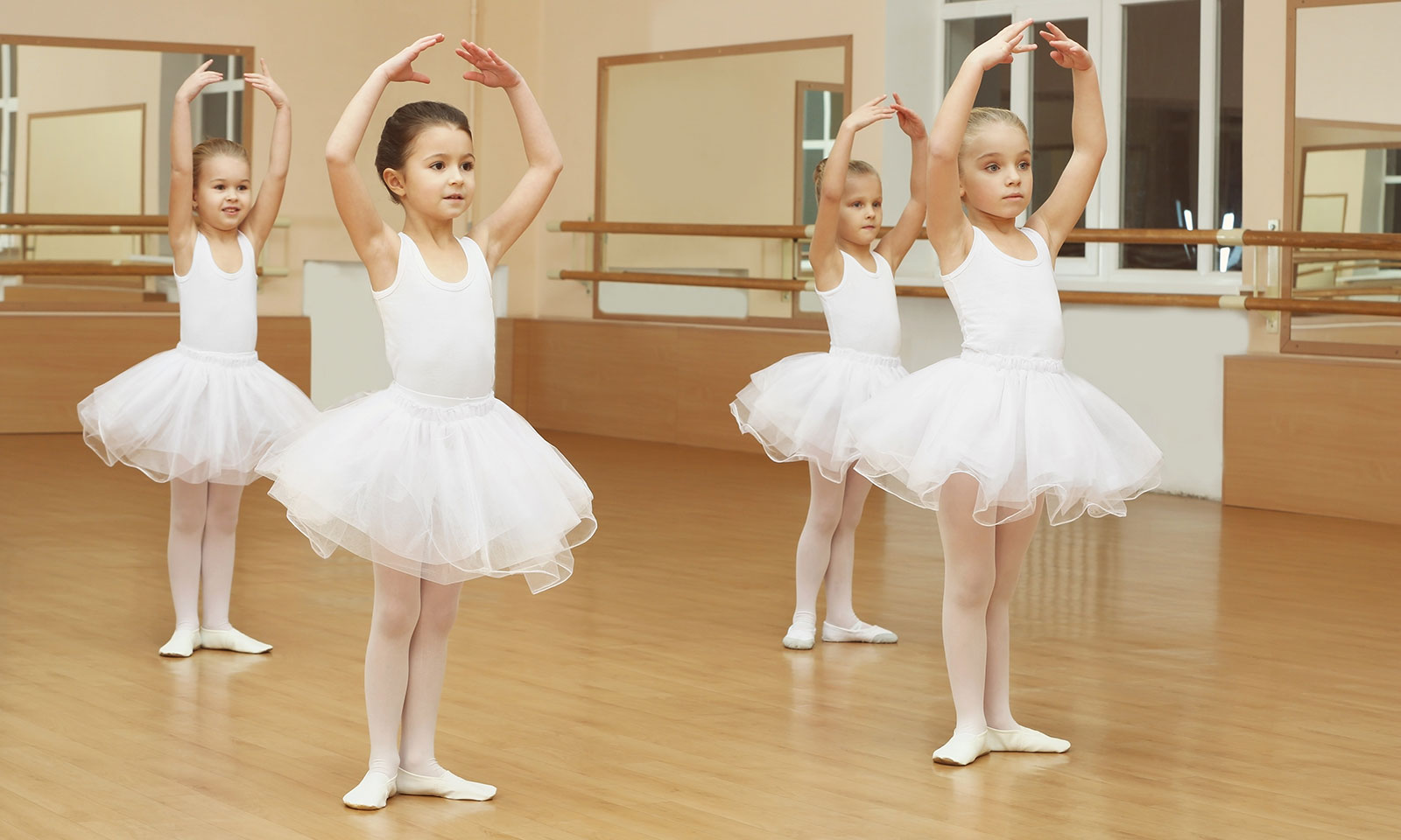 Kids’ dance school opens at Crossroads