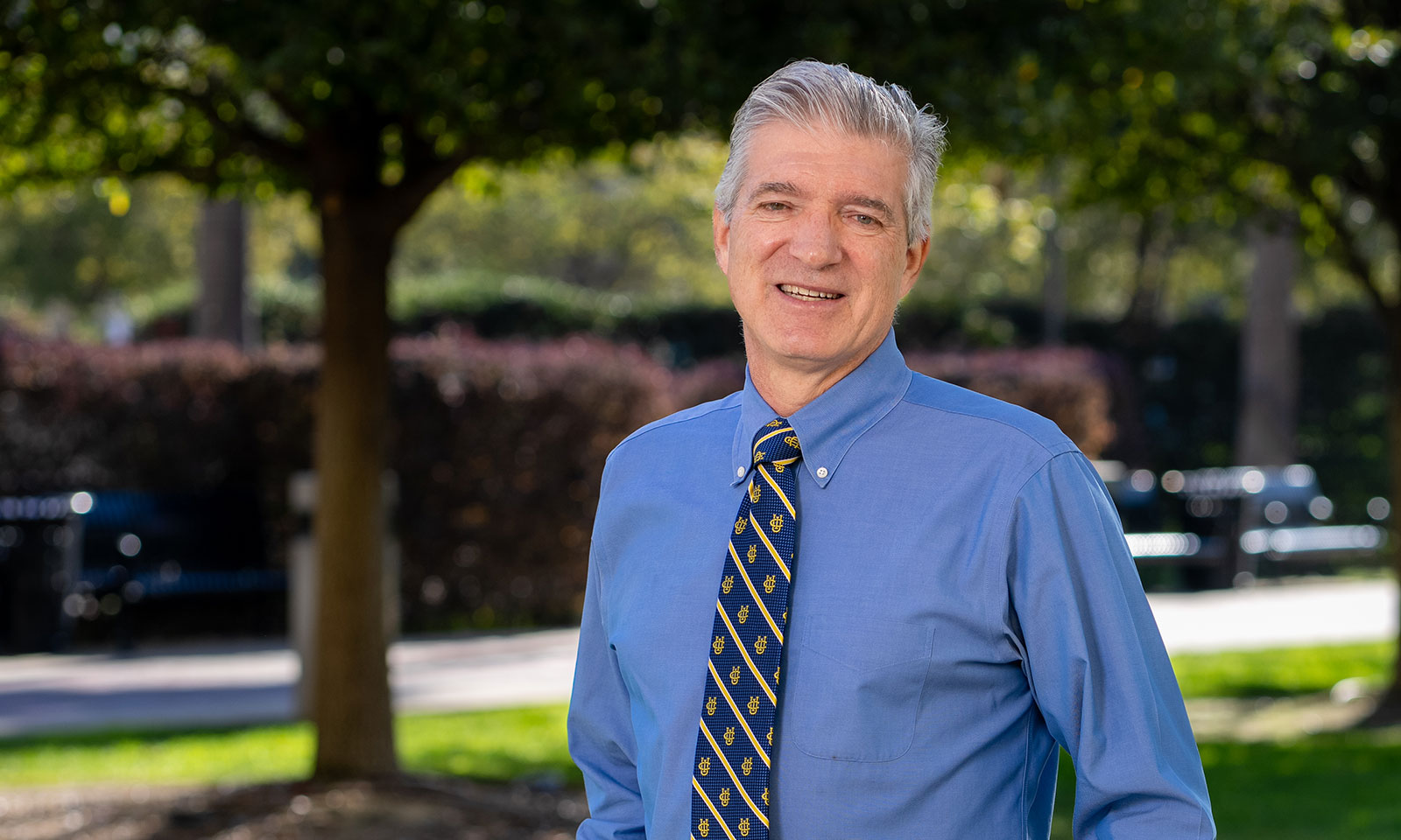 UCI psychiatrist praises the benefits of social connections