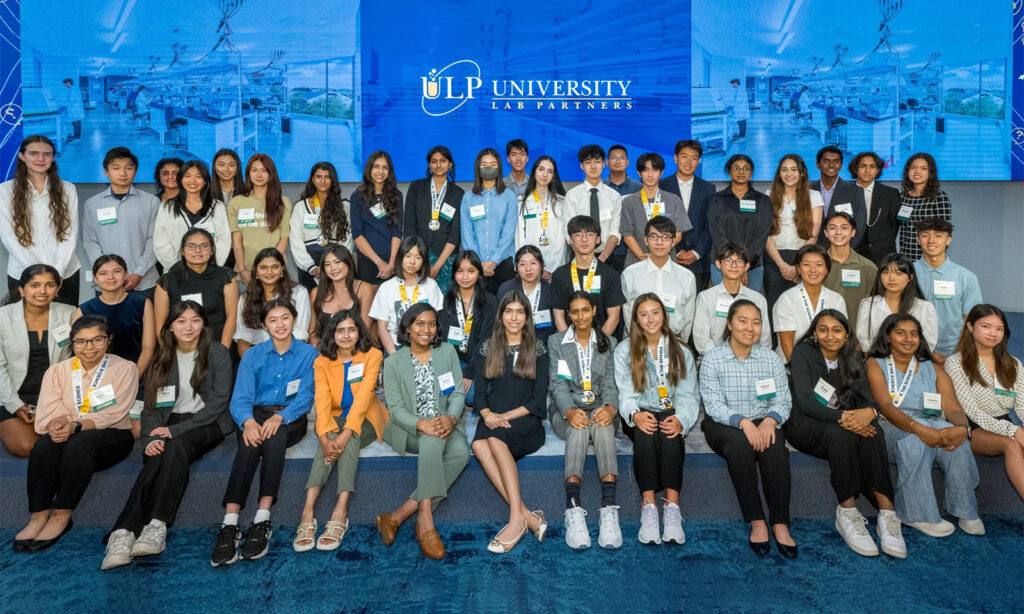 Program connects students with leaders